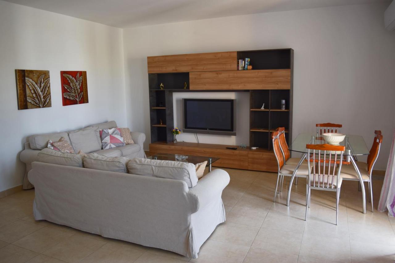 Da Vinci 3 Bedroom Apartment Mellieħa Exteriör bild